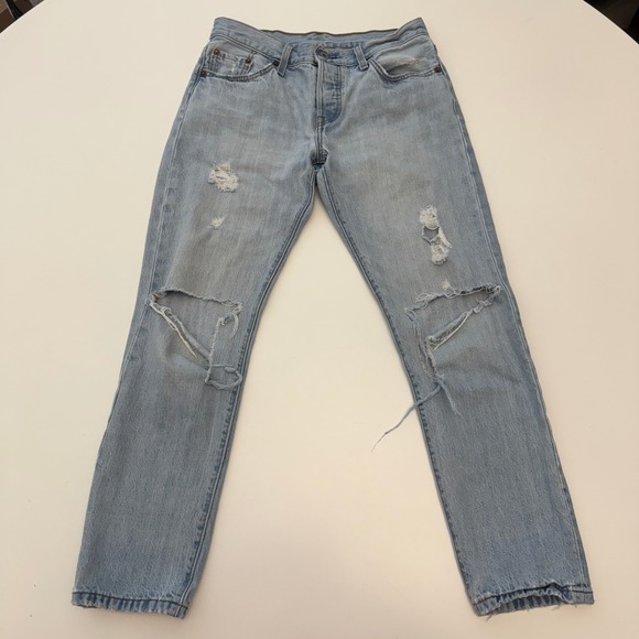 Levi's 501 CT Women's Jeans Distressed Ripped Light Wash Denim W28 L‎ 28 - Picture 1 of 7